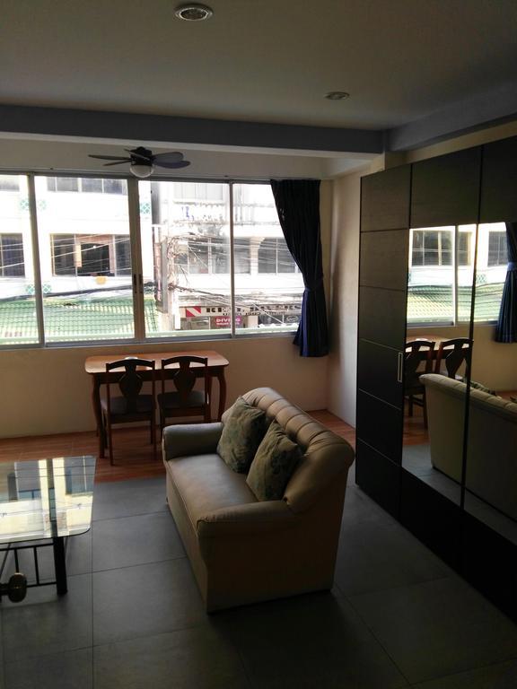 Jomtien Sunset Guesthouse Exterior foto